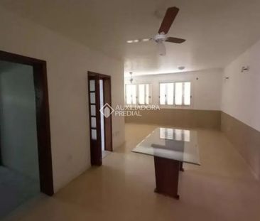 Casa com 4 quartos e 249m² para alugar em Teresópolis, Porto Alegre. - Foto 3