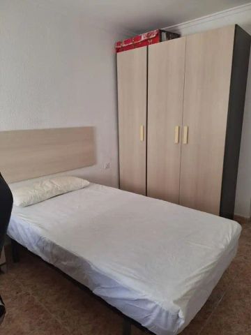 Valencia - Foto 2