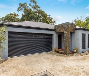 Three Bedroom Townhouse in Spring Gully - Photo 2