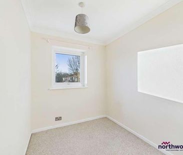 Honeysuckle Close, Langney, Eastbourne, BN23 - Photo 5