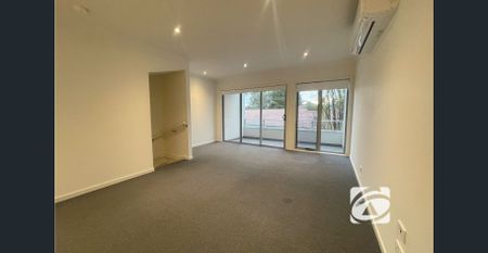 AMAZING LOCATION - Photo 2