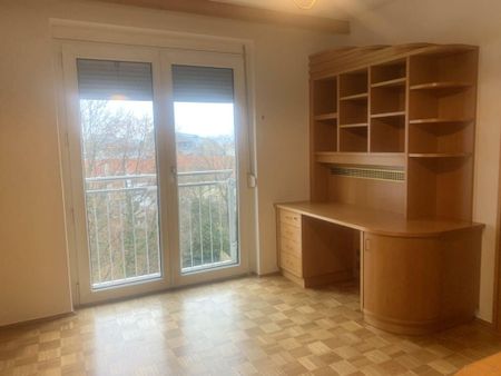 Gepflegte Stadtwohnung mit bester Infrastruktur, teilmöbliert. - Foto 2