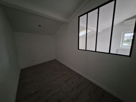 Location Appartement 4 pièces 75m² VIENNE 38200 - Photo 2