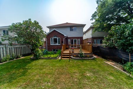 For Lease - 579 Windjammer Way Unit# Main, Waterloo, Ontario - Photo 2