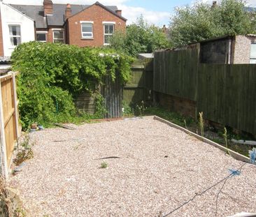 1 Bed Flat, Queensland Avenue, CV5 - Photo 1