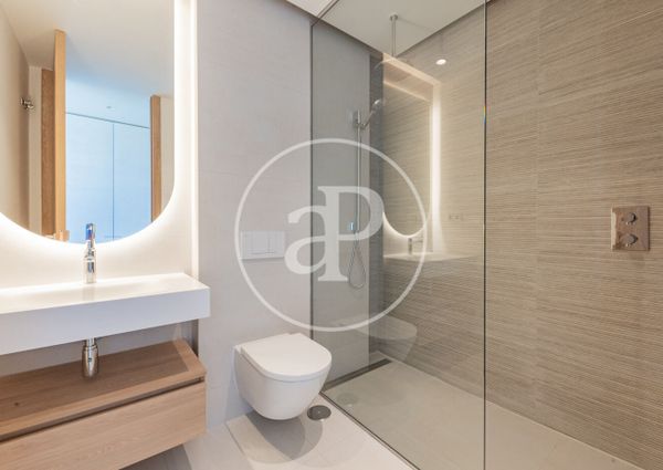 Triplex penthouse for rent in La Finca