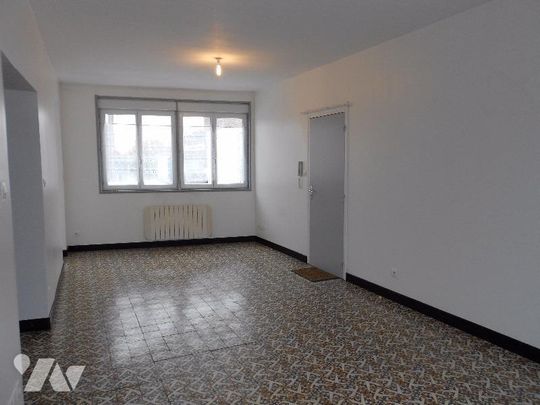 Un appartement à louer à LA GORGUE dans le nord (59253), au rez de chaussée un appartement réno... - Photo 1