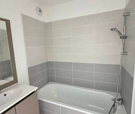 Location Appartement 3 pièces 60m² ROQUES 31120 - Photo 1