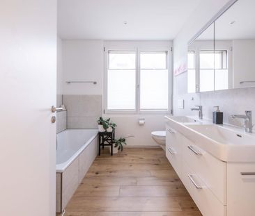 4.5 Zimmer, 129 m², 1. Stock - Photo 5