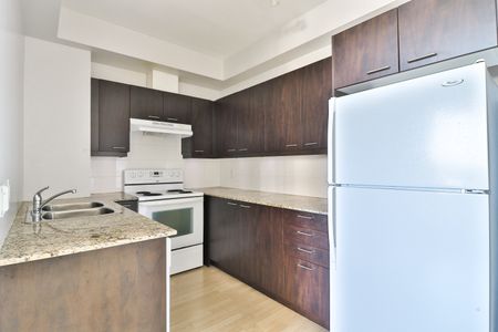 Bachelor Open Concept - Photo 4