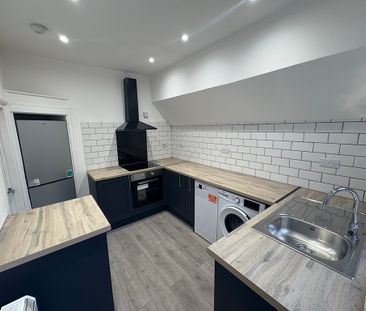 Rear Flat, Woodfield Street, Morriston, SA6 8BW - Photo 3