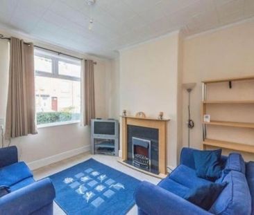 Room in a Shared House, Victor Street, S6 - Photo 1