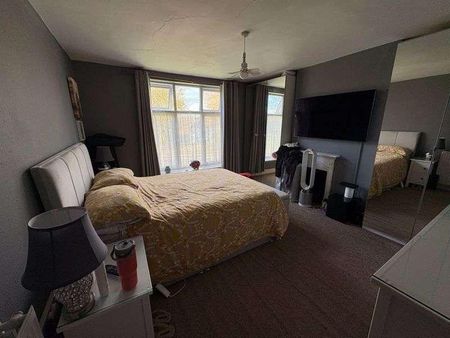 Fairbrook Farmhouse, Hernill, ME13 - Photo 5