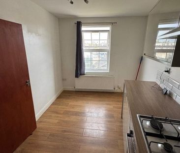 Station road, Hornchurch , RM12 6NJ, Property for rent - Photo 2