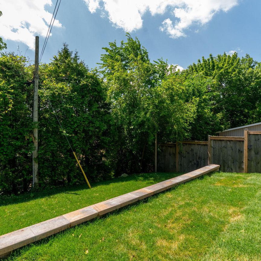 For Lease - 8 Chadwick Avenue, Guelph, Ontario - Photo 1