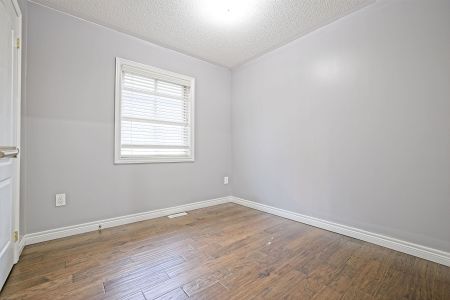 For Lease - 35 Abitibi Lake Drive, Brampton, Ontario - Photo 4