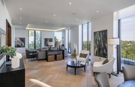 4 bedroom penthouse to rent - Photo 5