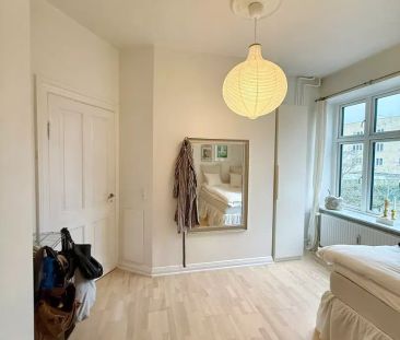 Indbydende lejlighed med klassiske detaljer i Aalborg - Foto 5