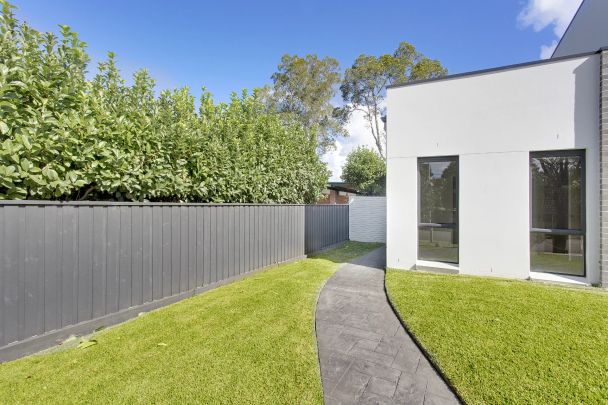 11A Lockwood Avenue, - Photo 1