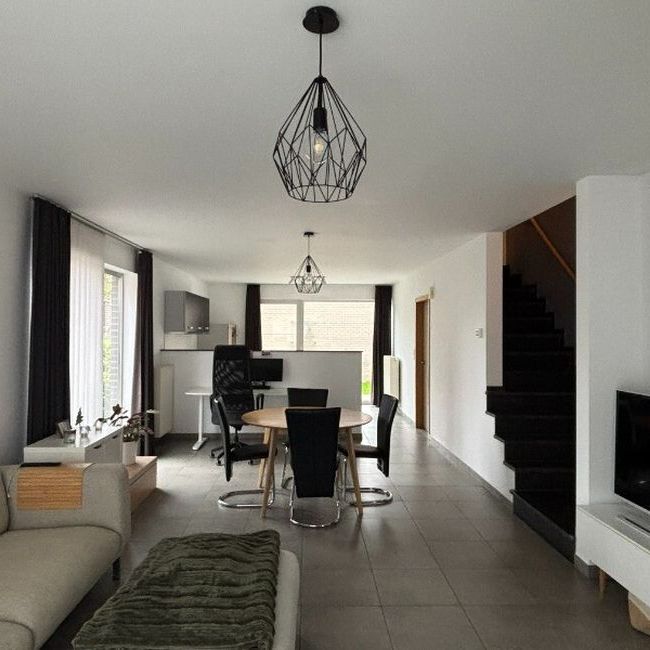 Woning te huur in Stevoort voor € 1.195 met 3 slaapkamers - Photo 1