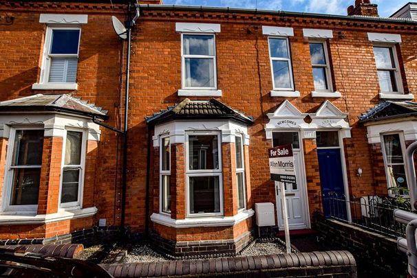 3 bedroom terraced house to rent - Photo 1