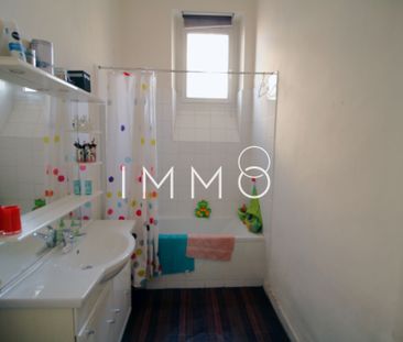 Location Appartement 3 pièces 84m² MARSEILLE 6ème - Photo 4