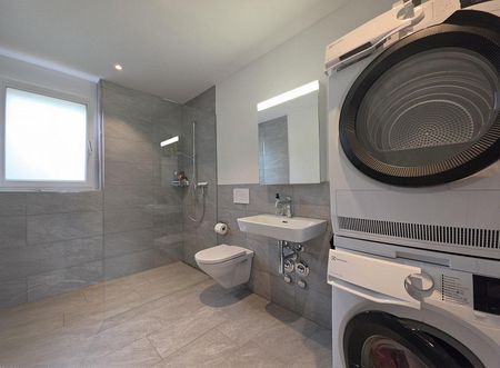 Moderne 2.5-Zimmer-Wohnung mit grossem Balkon in Thayngen! - Photo 3