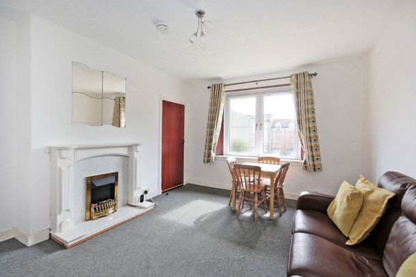 2 Bed Flat, School Drive, AB24 - Photo 1