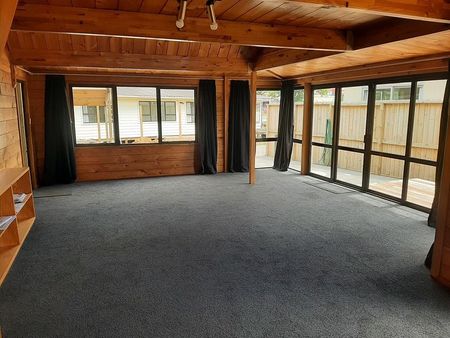 Close to town and low maintenance - Photo 3