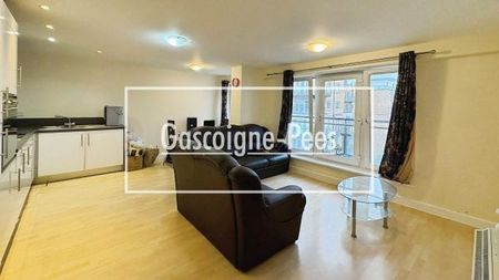 Winterthur Way, RG21 - Photo 5