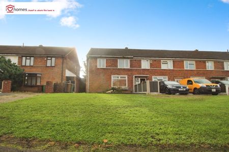 Trevor Road Pelsall, Walsall - Photo 2