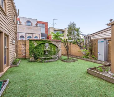 74 Raglan Street, South Melbourne - Photo 3