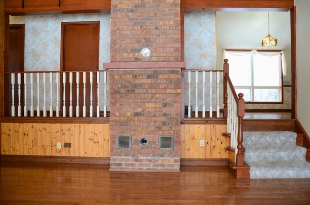 For Lease - 1045 Tremaine Avenue, North Perth, Ontario - Photo 1