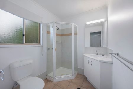 Shorebreak - Alexandra Headland - Photo 4