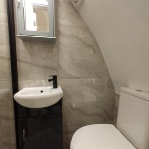Studio Flat, Mitcham Lane, SW16 - Photo 2