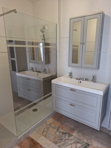 Location Appartement 4 pièces 109m² MONTPELLIER 34000 - Photo 4
