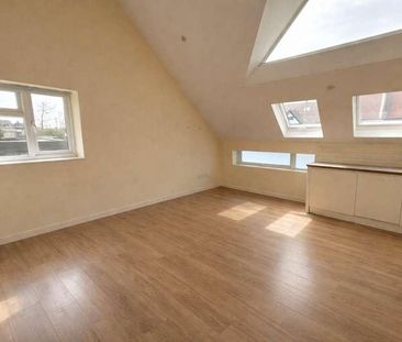 Hale Lane, Mill Hill, NW7 - Photo 1