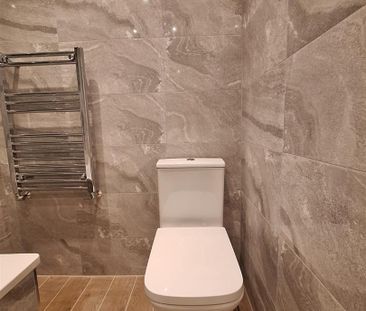 Spur Road, London N15 - Photo 5