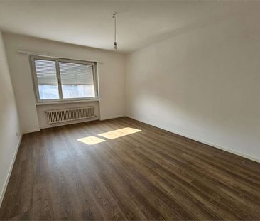 Chiasso, affitto ampio 3.5 locali con balcone - Photo 6