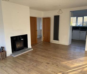 Pereers Close, Holt, NR25 - Photo 1