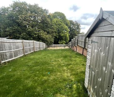 3 bedroom semi-detached house to rent - Photo 2