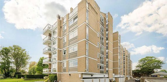 2 bedroom flat to rent - Photo 2