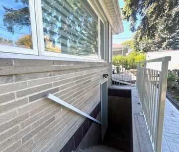 For Lease - 27 Frances Crescent, Toronto, Ontario - Photo 2