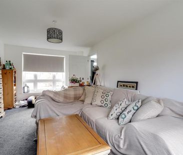 3 bedroom detached house to rent - Photo 1