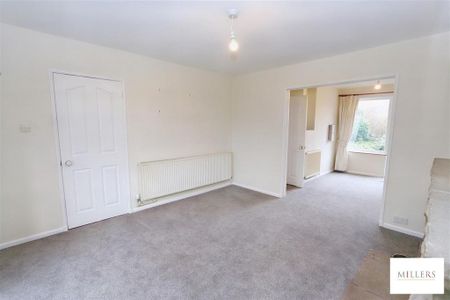 3 bedroom terraced house to rent - Photo 2
