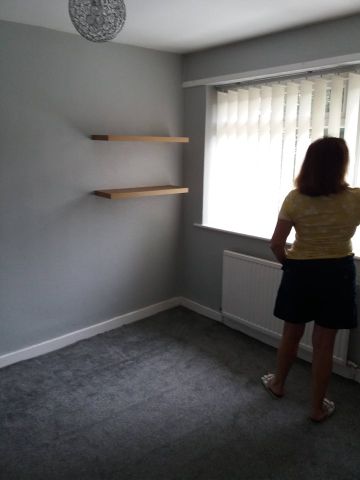 3 Bed Semi-Detached House, Lea Close, CH43 - Photo 3