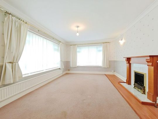 4 bedroom Bungalow To Let Total Size: 1766 SQ FT - Photo 1