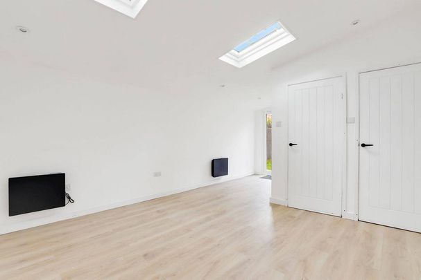 3 bedroom house to rent - Photo 1