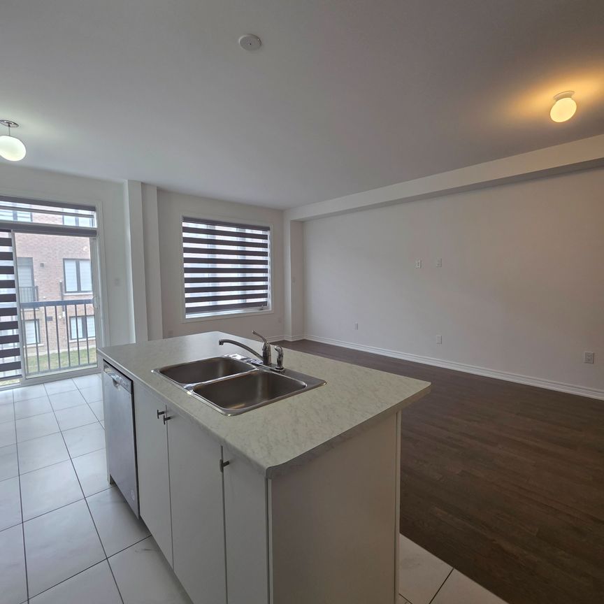 For Lease - 68 Singhampton Road, Vaughan, Ontario - Photo 1