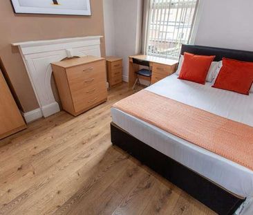 Deane Road, L7 - Photo 2